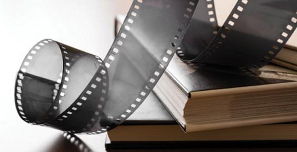 عندما تتحول الرواية إلى فيلم سينمائي الكلمات أقوى من الصورة في عالم الأدب.. لكن لا غنى عن الشاشة!